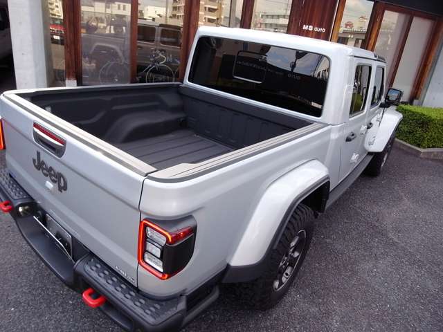 Jeep Gladiator 10