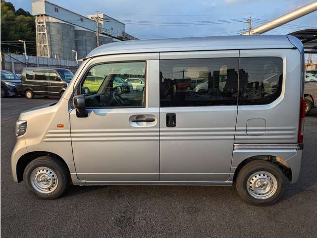 Honda N-VAN 11