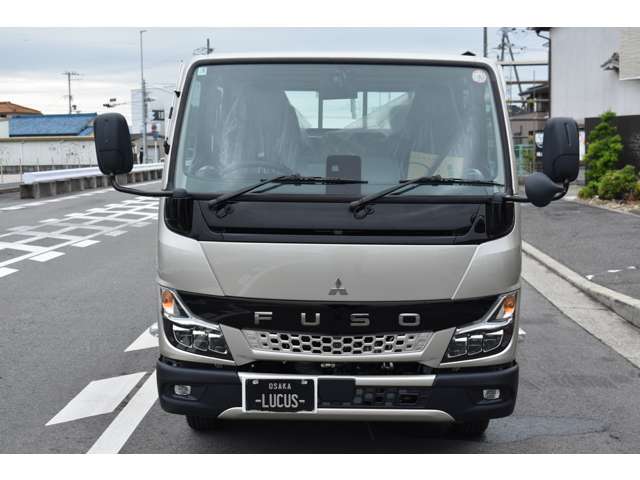 Mitsubishi Fuso Canter 7