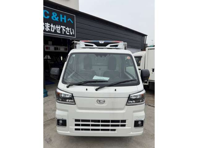 Daihatsu Hijet Truck 2