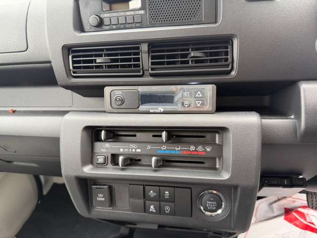 Daihatsu Hijet Truck 8