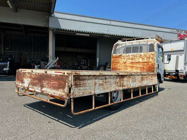 Isuzu Elf 10