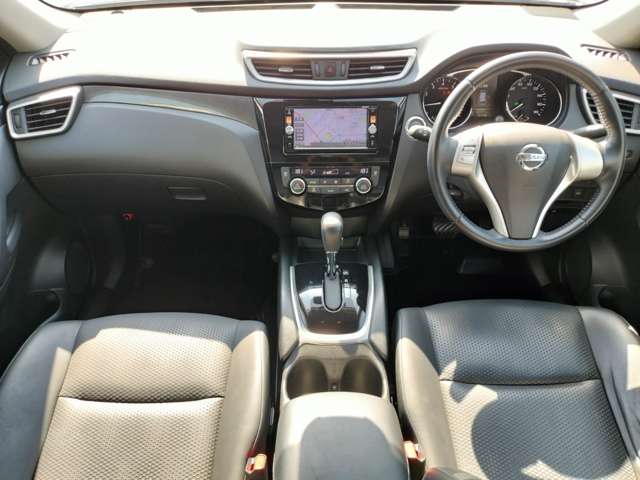 Nissan X-Trail 6