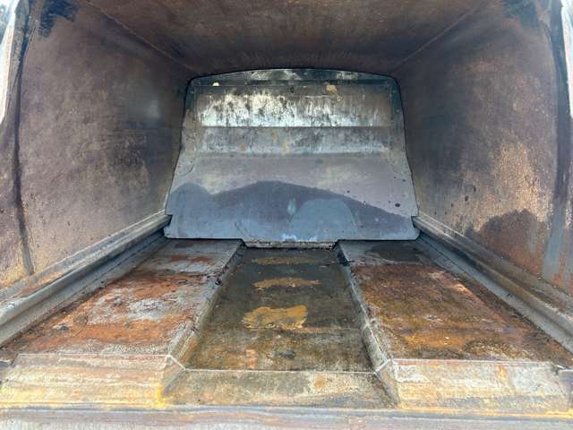 Mitsubishi Fuso Canter 12
