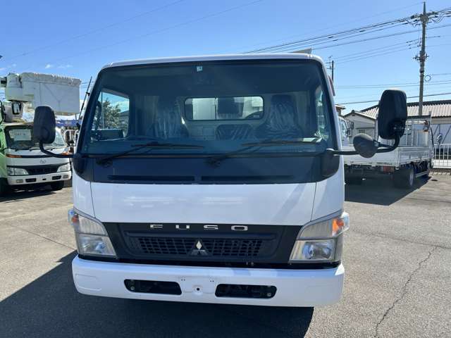 Mitsubishi Fuso Canter 2