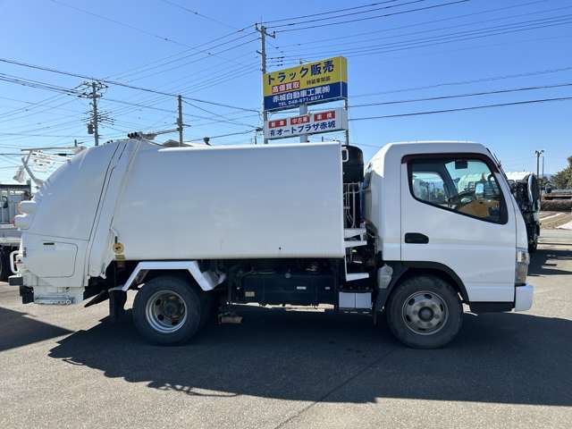 Mitsubishi Fuso Canter 4