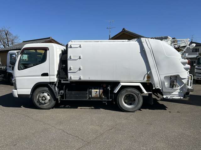Mitsubishi Fuso Canter 8