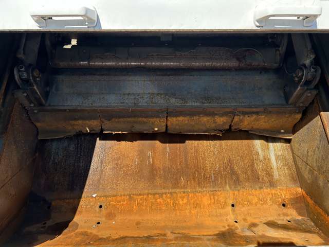 Mitsubishi Fuso Canter 10