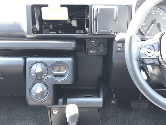 Toyota Probox Van 11