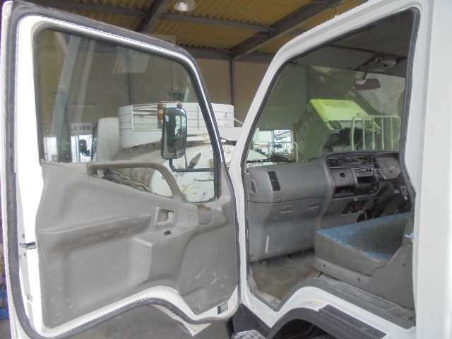 Mitsubishi Fuso Canter 3