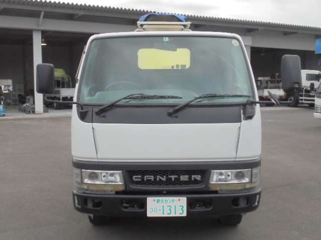 Mitsubishi Fuso Canter 8