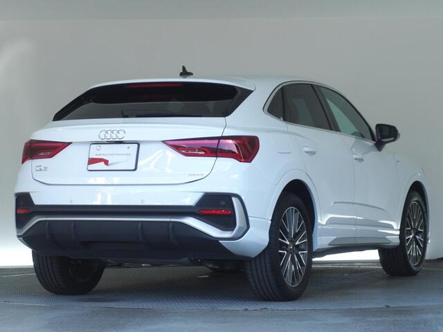 Audi Q3 Sportback 4