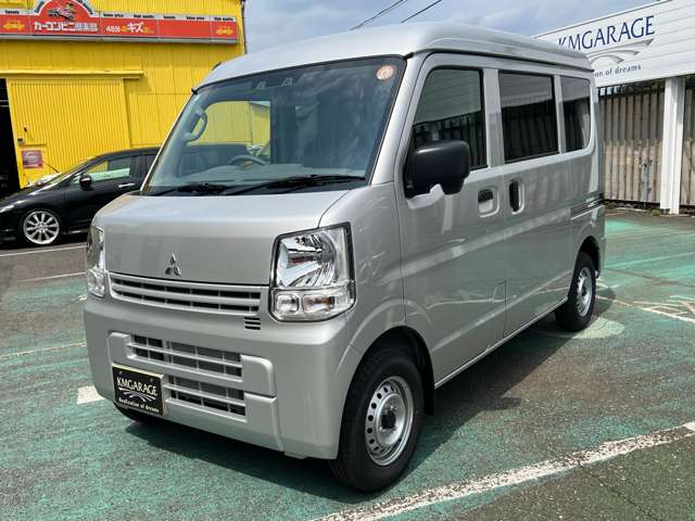 Mitsubishi Minicab Van 3