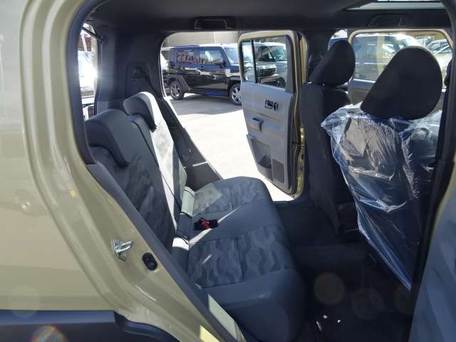 Daihatsu Taft 12