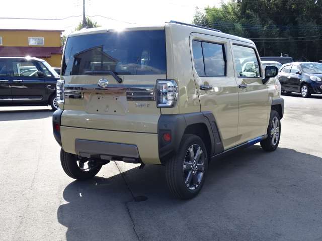 Daihatsu Taft 2