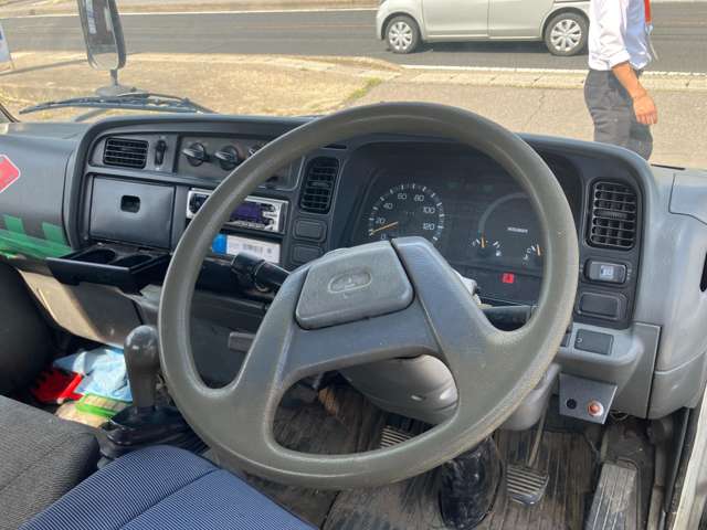 Mitsubishi Fuso Canter Guts 11