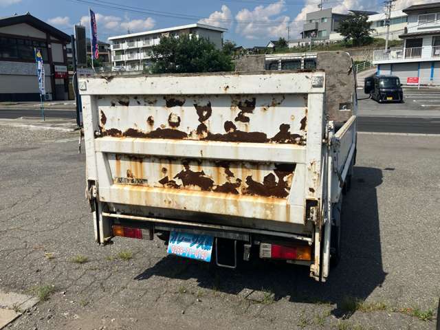 Mitsubishi Fuso Canter Guts 4