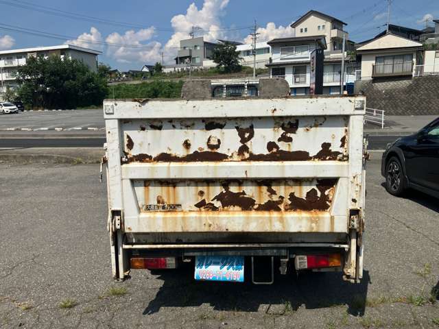 Mitsubishi Fuso Canter Guts 5