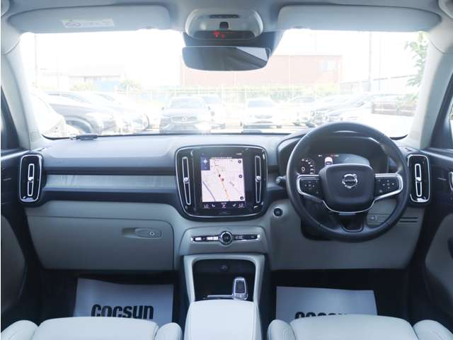 Volvo XC40 4