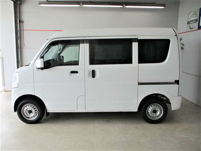 Nissan NV100 Clipper 8