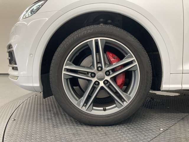 Audi SQ5 11