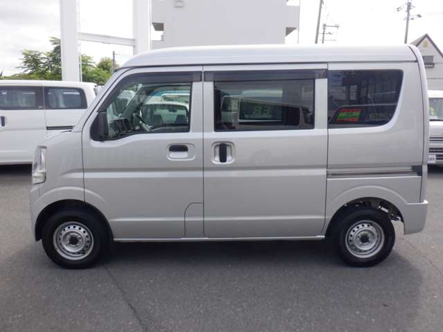 Nissan NV100 Clipper 12