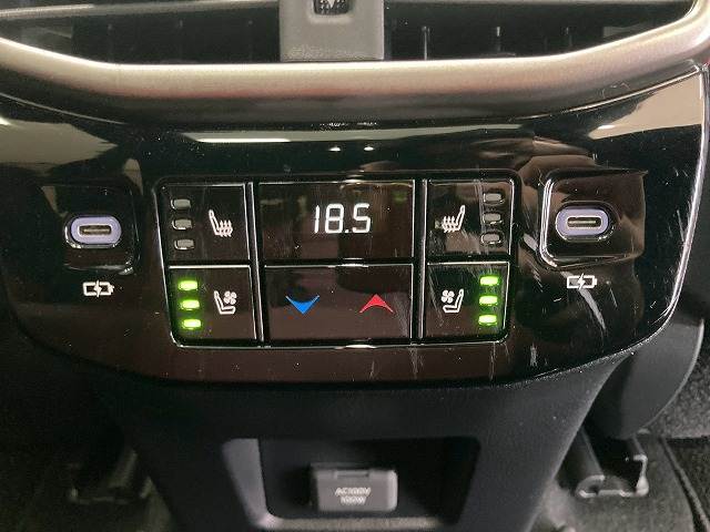 Lexus RX 7
