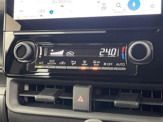 Toyota Sienta 8