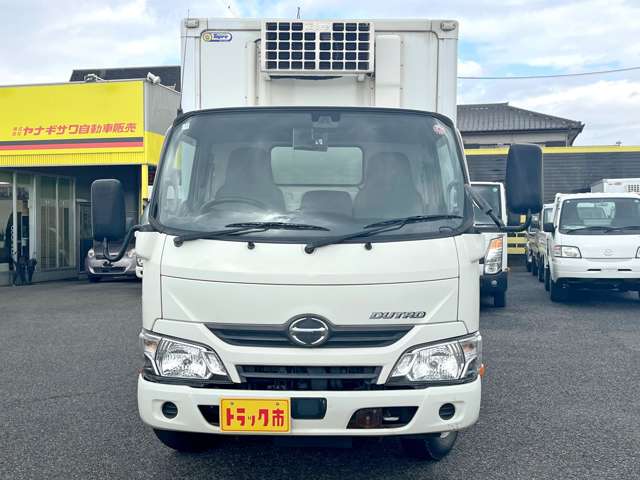 Hino Dutro 2