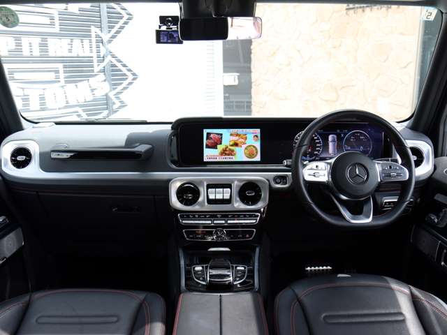 Mercedes-Benz G-Class 3