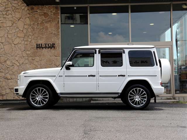 Mercedes-Benz G-Class 8
