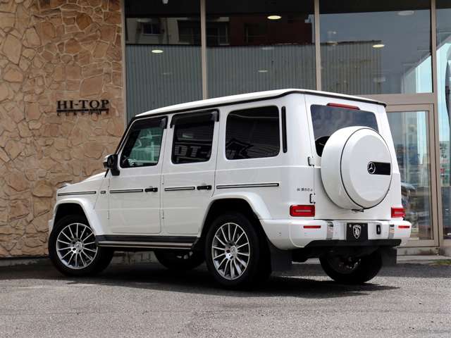 Mercedes-Benz G-Class 9