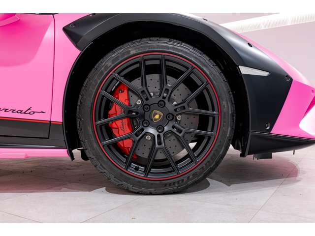 Lamborghini ウラカンステラート 12