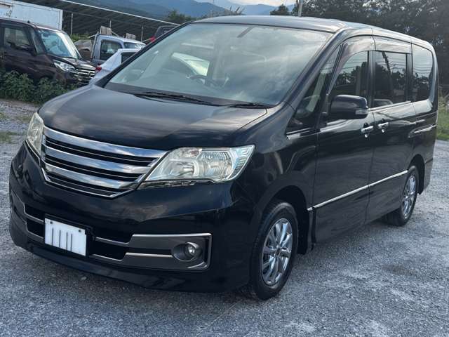 Nissan Serena 3