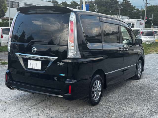 Nissan Serena 7