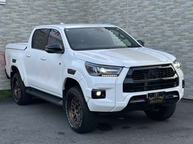 Toyota Hilux 4