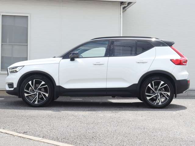 Volvo XC40 11