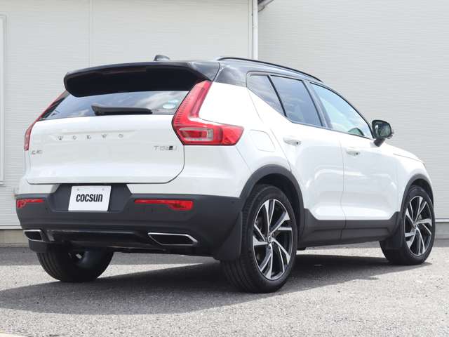 Volvo XC40 8