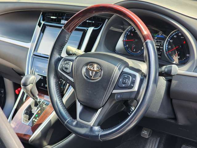 Toyota Harrier 12