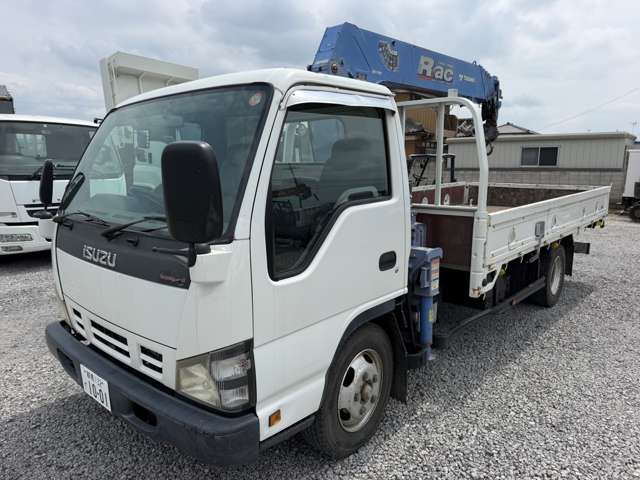 Isuzu Elf 8