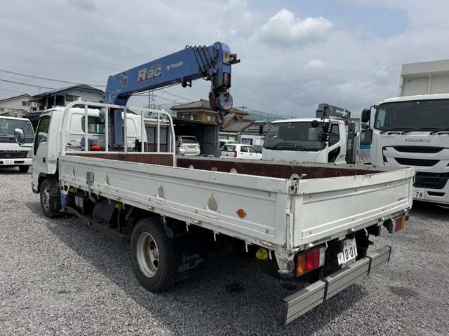 Isuzu Elf 9