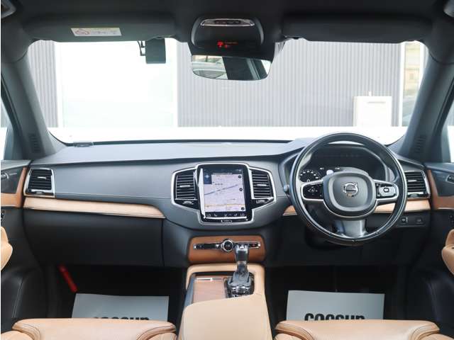 Volvo XC90 4