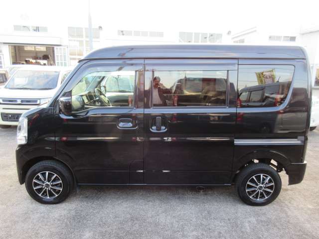 Nissan NV100 Clipper 4