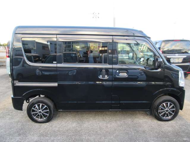 Nissan NV100 Clipper 9