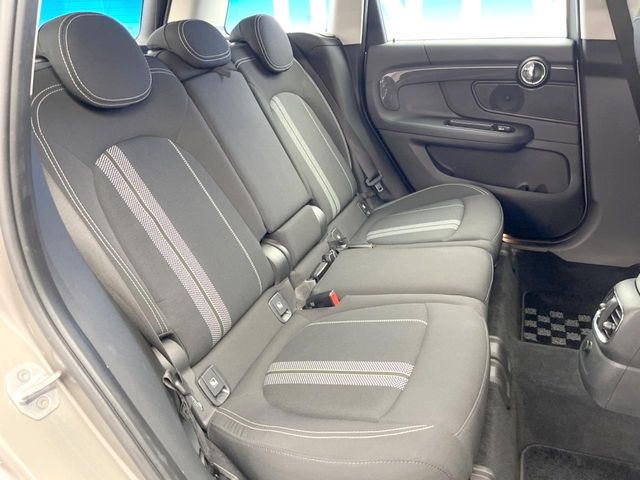 MINI Crossover 10