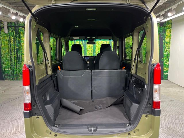 Honda N-VAN 10