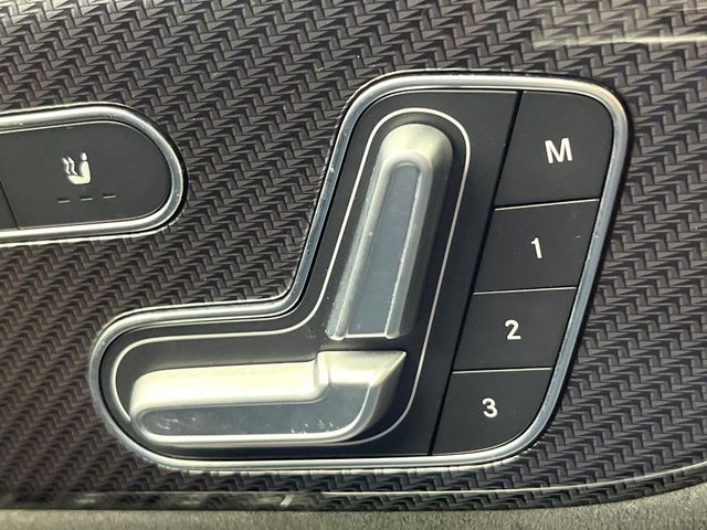 Mercedes-Benz GLB 5