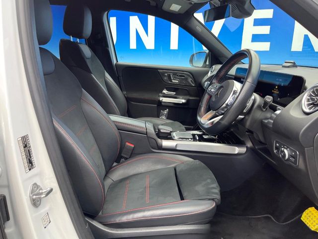 Mercedes-Benz GLB 9