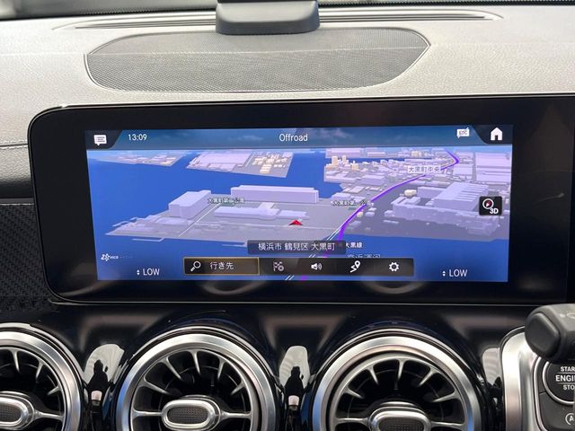 Mercedes-Benz GLB 7