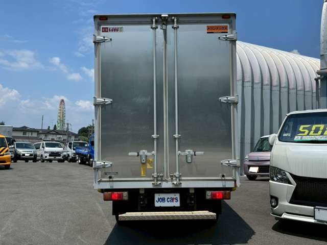 Hino Dutro 7